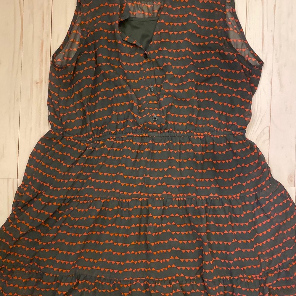 Geometric grey and orange dress.
